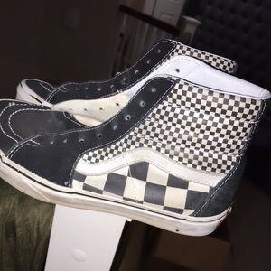 Black checkered vans
